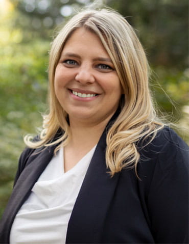 Kayla Rogers Headshot